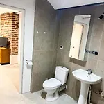 Wagners Refuge 3 *